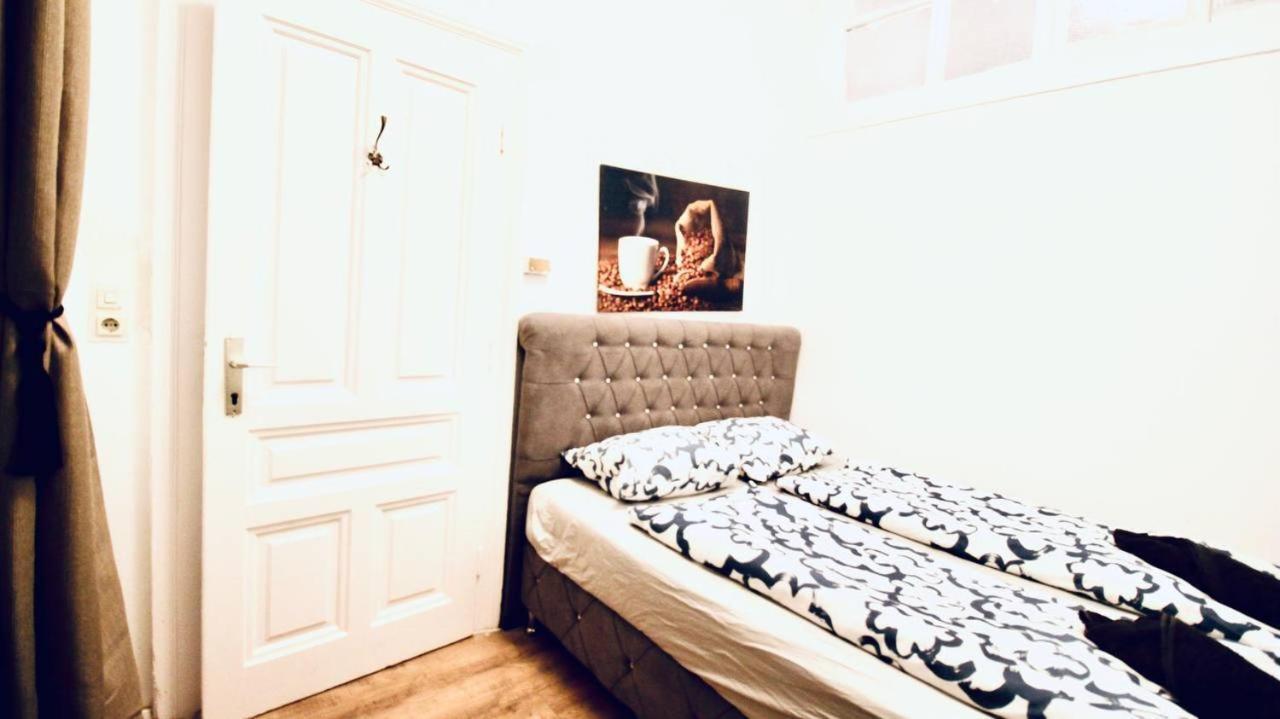 Modern Double Room Js A فيينا المظهر الخارجي الصورة